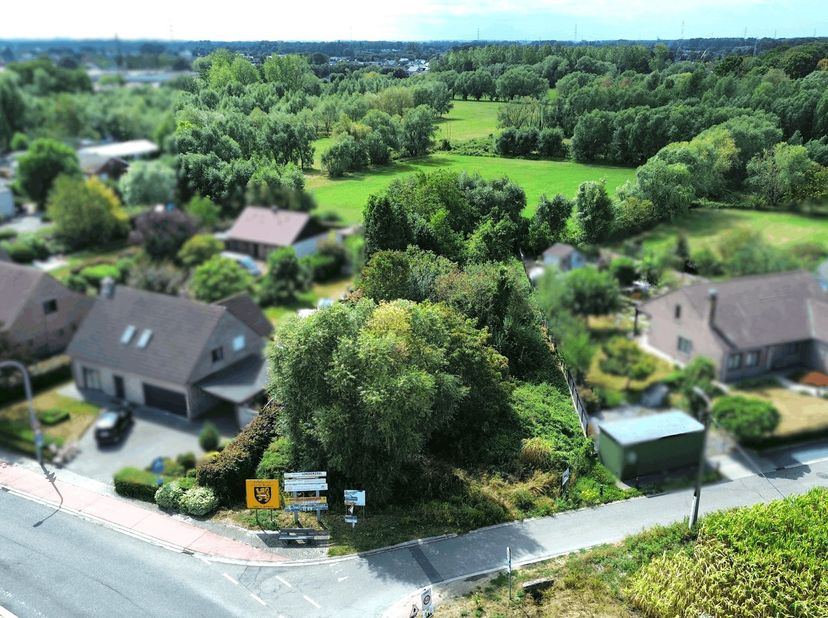Prachtig perceel bouwgrond voor het bouwen van een open bebouwing te Londerzeel!<br />
Dit perceel is rustig en groen gelegen, doch in de nabijheid va