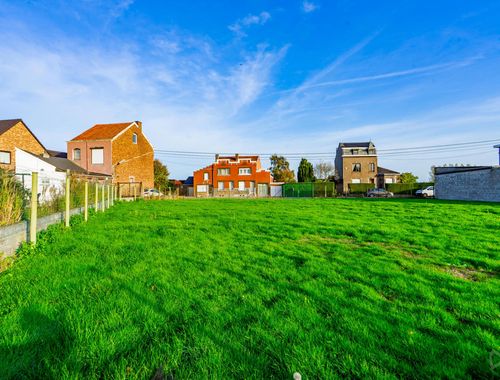                                         Bouwgrond te koop in Voroux-Goreux, € 110.000
