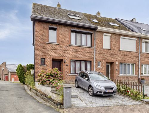                                         Eengezinswoning te koop in Dilbeek, € 399.000
