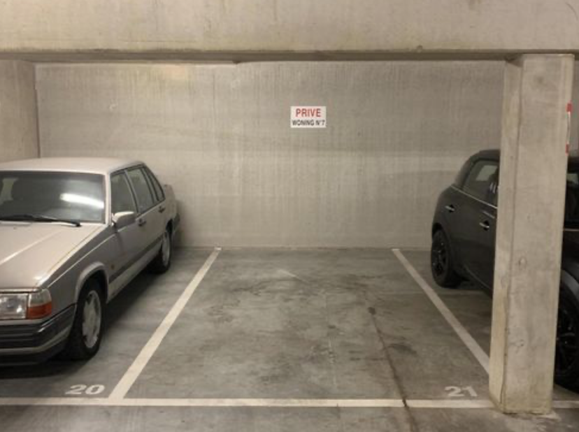 Garage te huur in Kermtstraat 4,
                    3510 Kermt