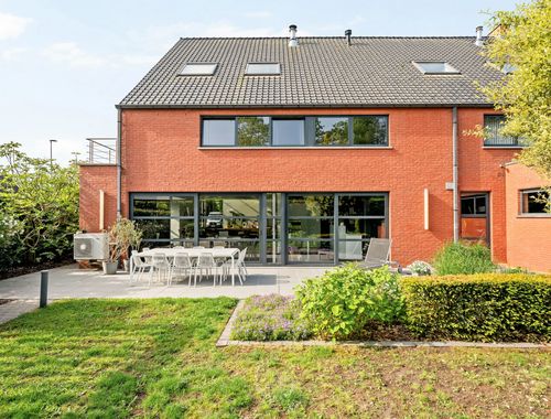                                         Maison à vendre à Zwijnaarde, € 958.000
