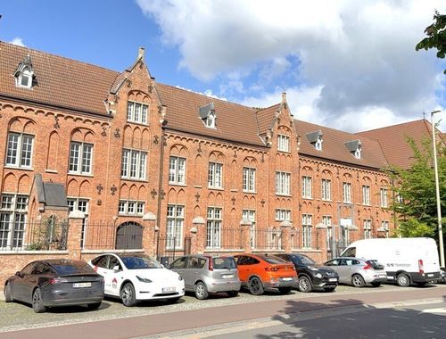                                         Bureaux à louer à Aalst, € 2.343,75
