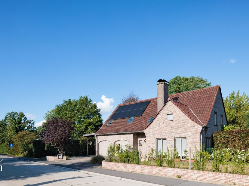Huis te koop in Karmstraat 22,
                    9800 Astene