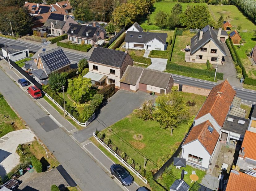 Maison à vendre à Heusdensteenweg 30,
                    9230 Wetteren