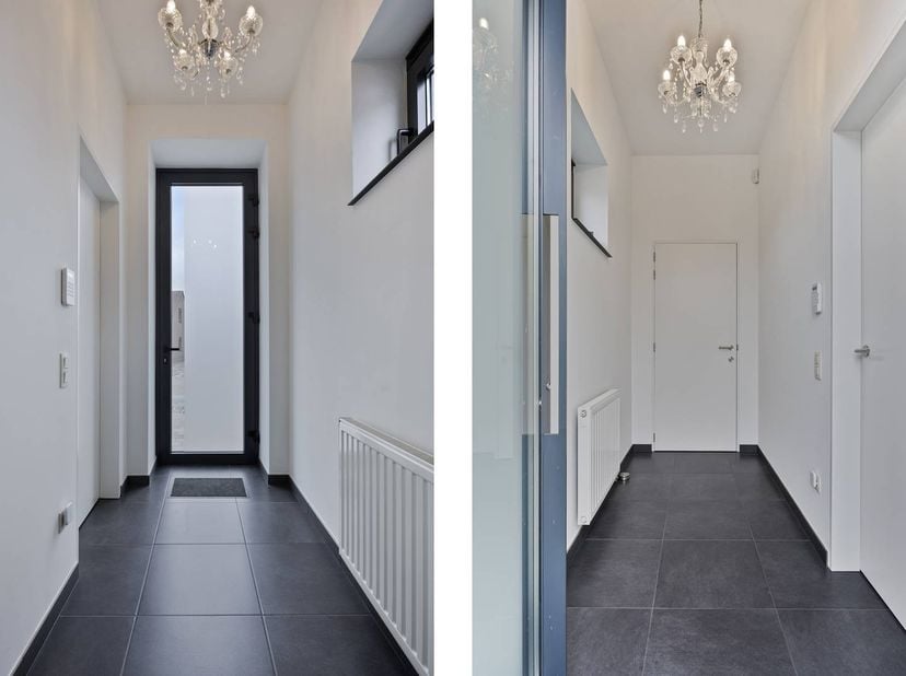 <br />
Indeling &amp; troeven<br />
Gelijkvloers: inkomhal met gastentoilet, leefruimte met eet- en zithoek, bureelruimte, volledig uitgeruste keuken, gro