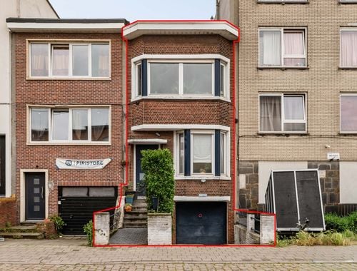                                         Eengezinswoning te koop in Deurne, € 315.000
