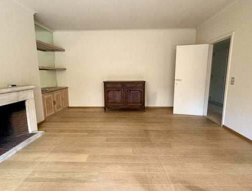                                         Appartement à louer à Uccle, € 1.500
