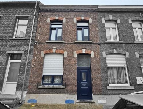                                         Eengezinswoning te koop in Boussu, € 115.000
