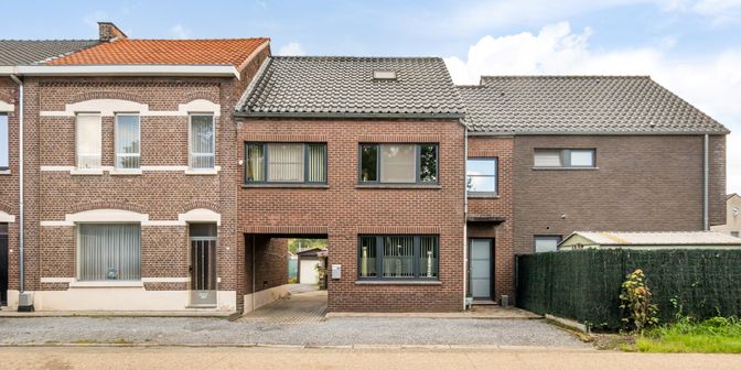 Huis te koop in Maaseikerbaan 18, 3600 Genk