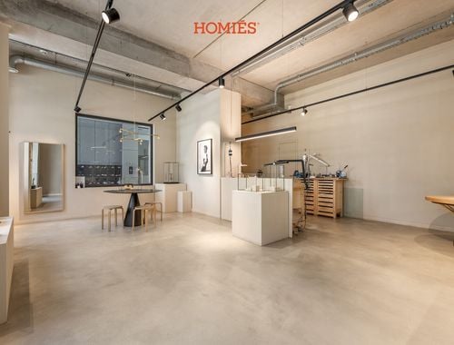                                         Handelspand te huur in Leuven, € 1.950
