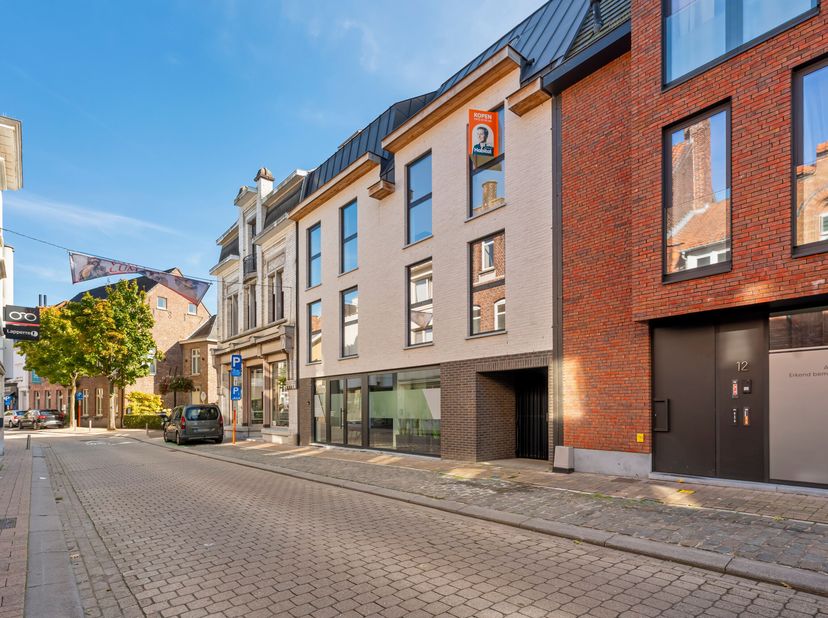 Appartement te koop in Leiestraat 14-16 bus 5,
                    8940 Wervik