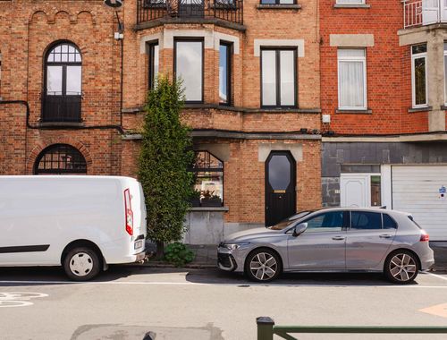                                         Herenhuis te koop in Jette, € 890.000
