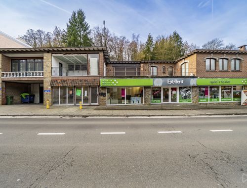                                         Handelsgelijkvloers te koop in Seraing, € 344.000
