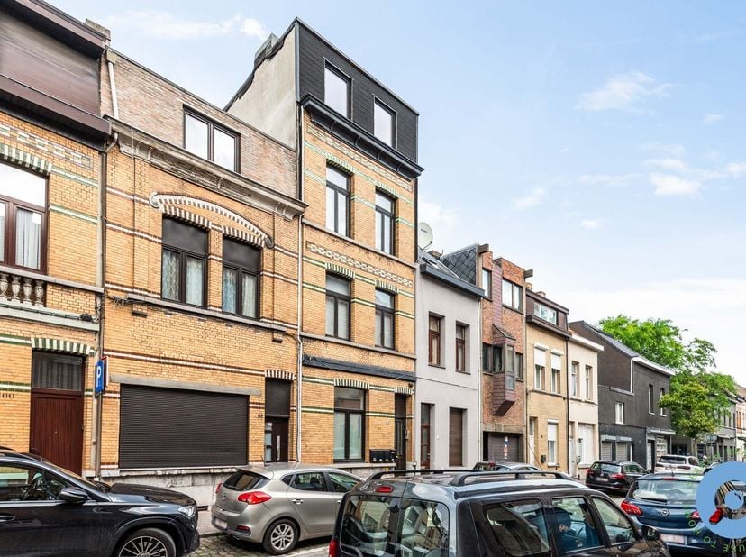 Appartement à vendre
                    à 2020 Antwerpen