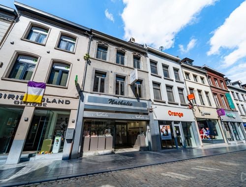                                         Gemengd gebruik te koop in Ath, € 350.000
