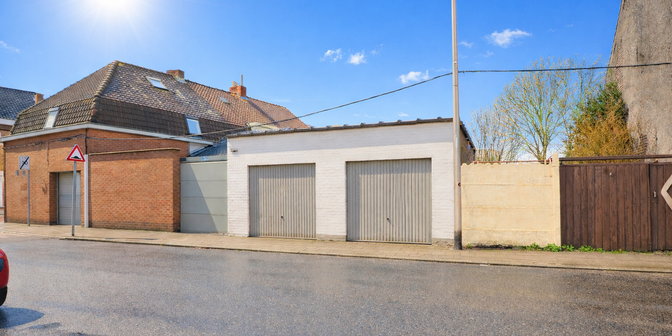 Garage te koop in 7700 Moeskroen