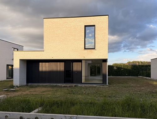                                         Woning te koop in Bavegem, € 506.000
