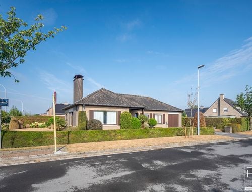                                         Maison à louer à Waregem, € 875
