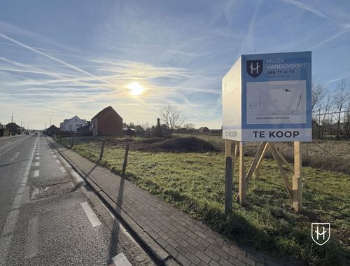                                         Zone de projet à vendre à Rotem, € 299.000
