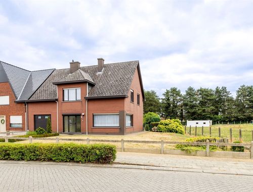                                         Maison unifamiliale à vendre à Hulshout, € 369.000
