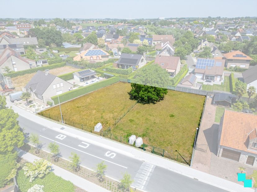 Terrain à vendre
                    à 8870 Izegem