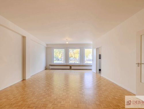                                         Appartement à vendre à Wilrijk, € 299.000
