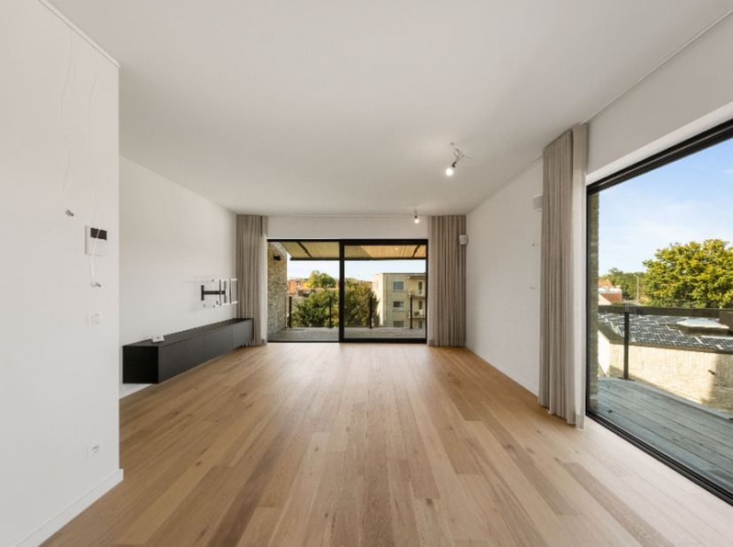 Appartement te koop in Legendaledreef 10 bus 2.2,
                    8020 Oostkamp