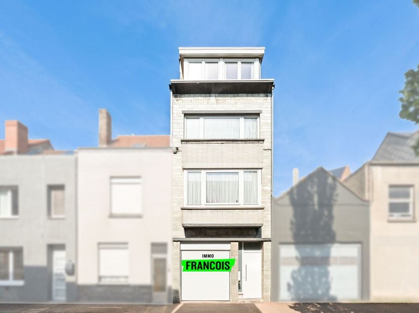 Huis te koop in Nieuwelangestraat 16,
                    8400 Stene