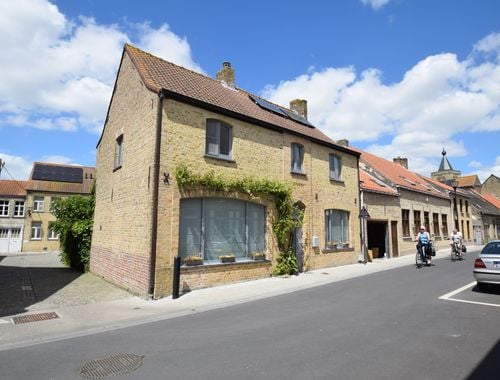                                         Woning te koop in Alveringem, € 335.000
