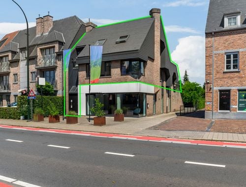                                         Appartement te koop in 's Gravenwezel, € 595.000
