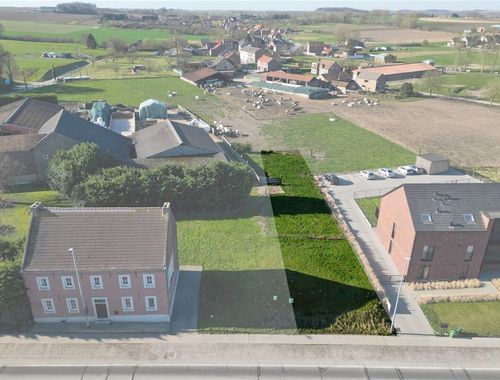                                         Terrain à vendre à Heers, € 115.000
