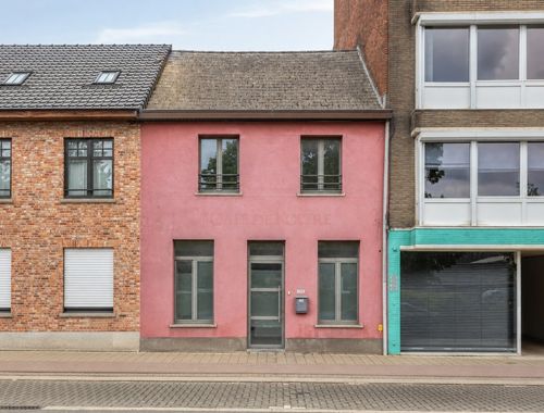                                         Handelszaak te koop in Geel, € 249.000
