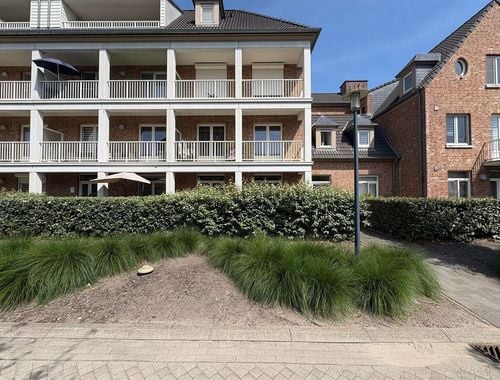                                        Gelijkvloers app. te huur in Herentals, € 950
