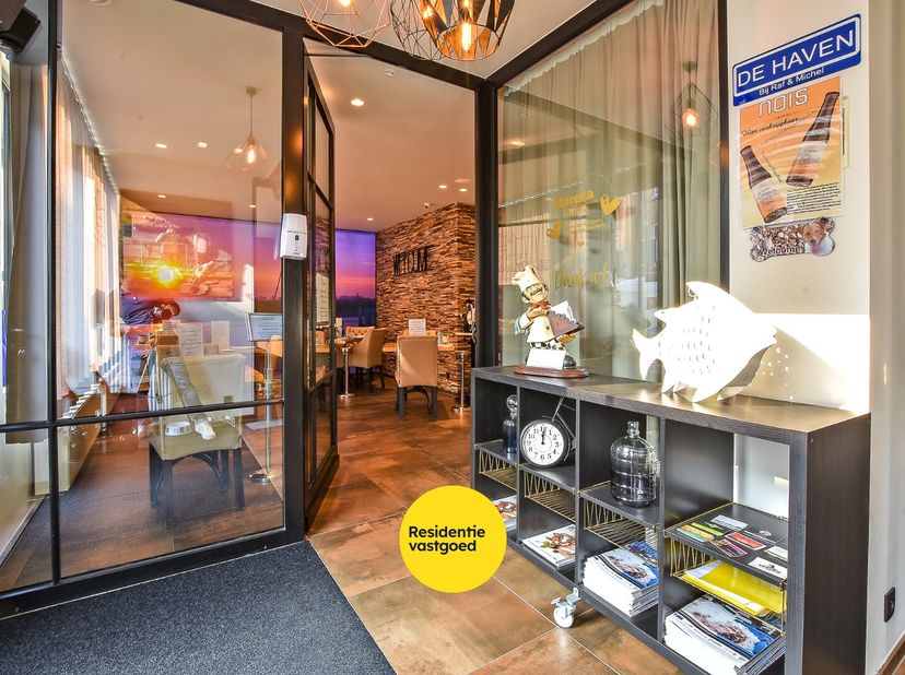 Restaurant 'De Haven' volledig gebouw met mogelijheden vlakbij de kaai gelegen op 313 m².<br />
Deze voormalige 2 woningen werden in 2017 volledig ver