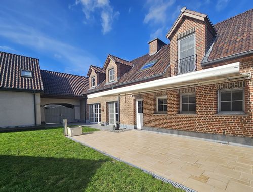                                         Uitzonderlijke woning te koop in Opwijk, € 699.000
