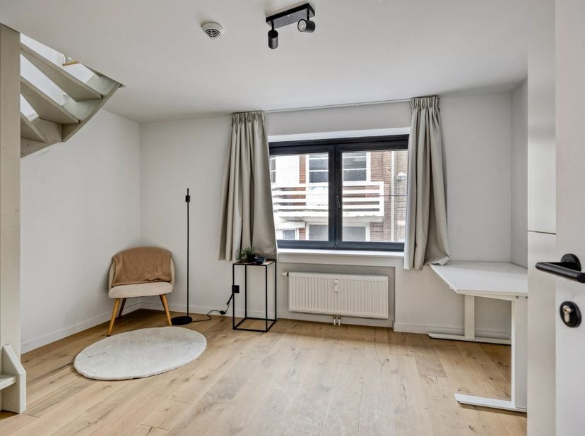 Deze prachtig gerenoveerde kamers bevinden zich op een rustige locatie vlakbij het centrum van Leuven. Het betreft een residentie met 35 units bestaan