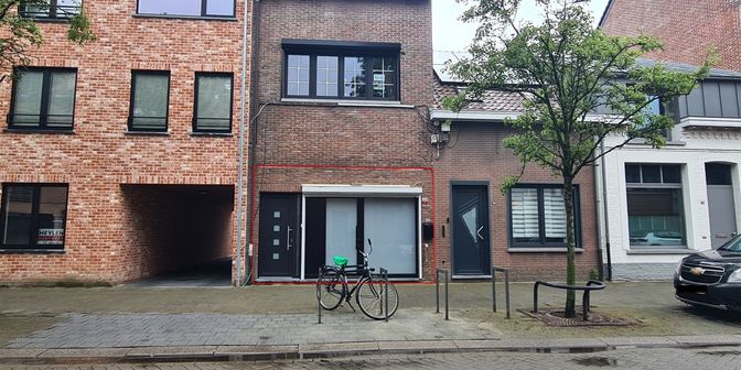 Bien professionnel à louer à Otterstraat 153, 2300 Turnhout