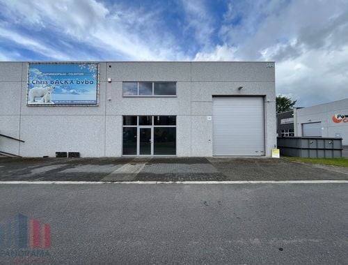                                         Bedrijfsgebouw te koop in Wetteren, € 895.000
