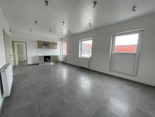                                         Appartement te huur in Kortrijk, € 775
