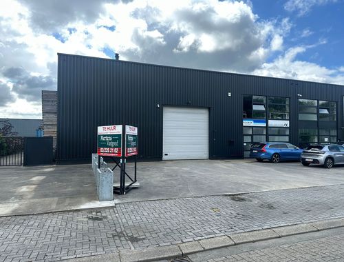                                        Bâtiment d’entreprise à louer à Schoten, € 4.900
