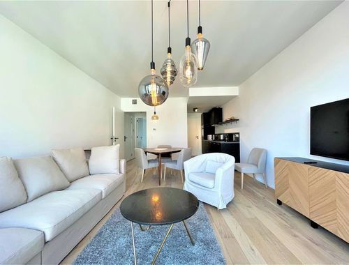                                         Appartement te huur in Sint-Gillis, € 1.700

