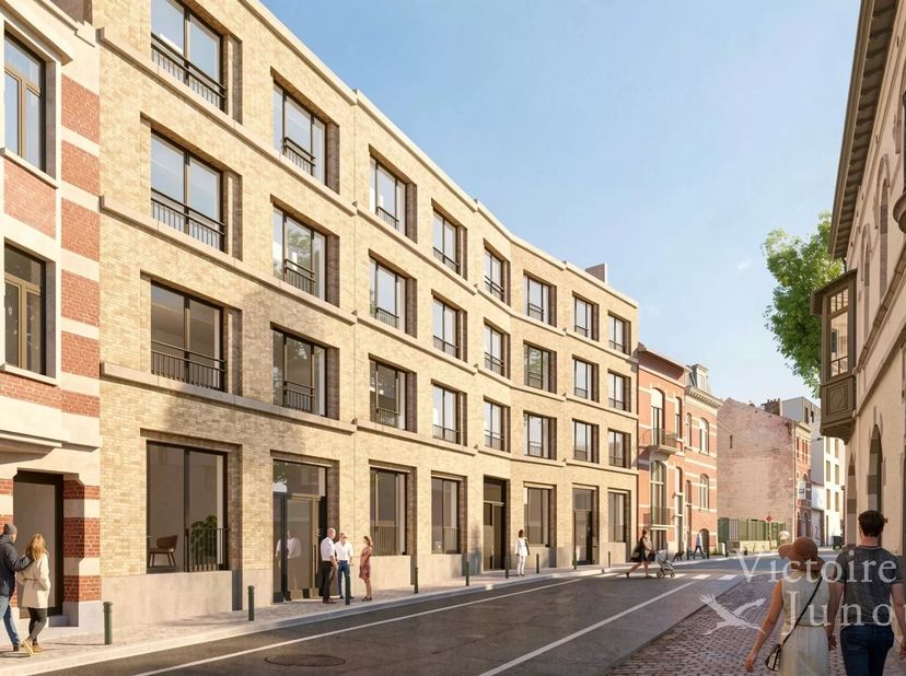 Victoire Junot stelt u dit mooie L-vormige appartement met twee slaapkamers voor, met een aangename en harmonieuze indeling.<br />
De leefruimte omvat