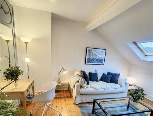                                         Appartement à louer à Etterbeek, € 1.290

