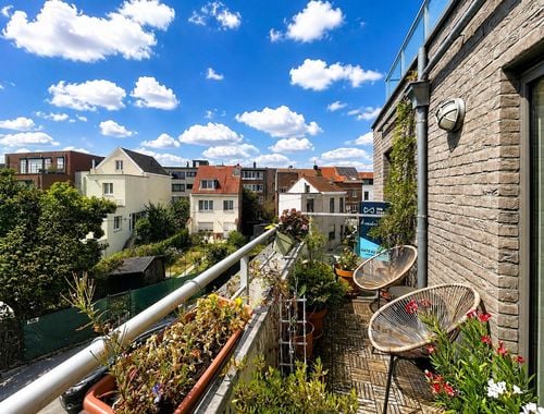                                         Appartement te koop in Ukkel, € 370.000
