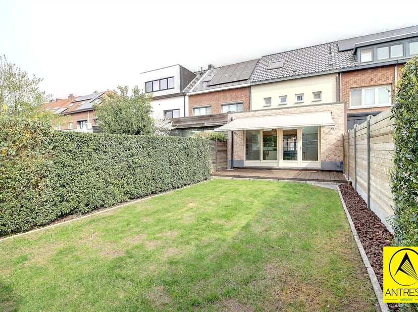 Maison à vendre
                    à 2650 Edegem