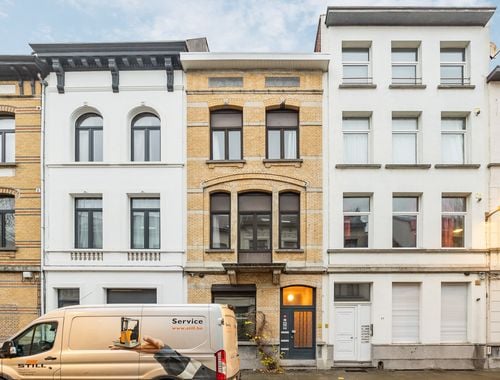                                         Herenhuis te huur in Antwerpen, € 2.450
