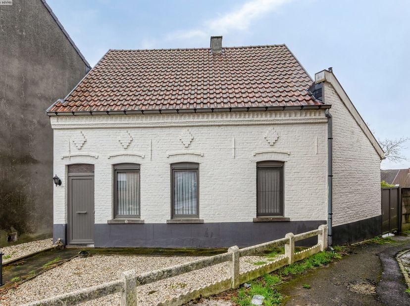 Maison à vendre
                    à 9420 Mere