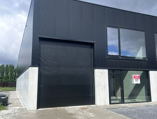                                        Opslagplaats te huur in Elverdinge, € 875
