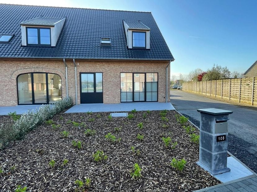 Huis te huur in Edewallestraat 108,
                    8610 Kortemark