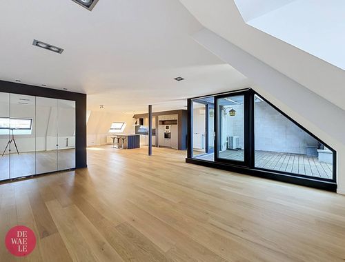                                         Loft te huur in Mechelen, € 1.900
